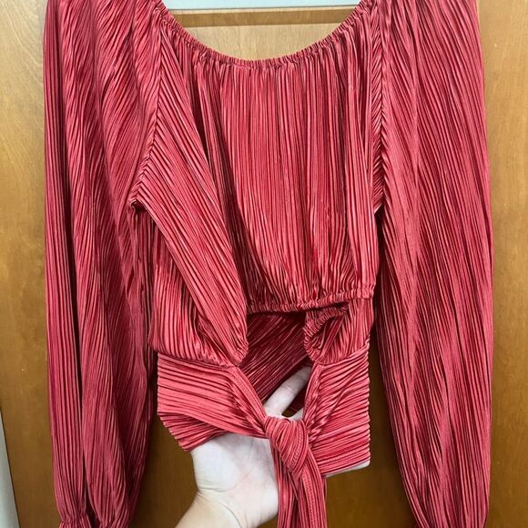 Willow and root Red Pleated long sleeve Blouse with Tie Detail - Picture 6 of 6